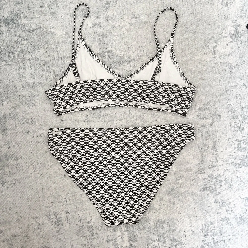 H&M Black White Geometric Bikini